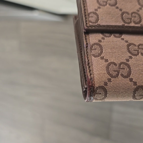 GUCCI wallet - Picture 12 of 15